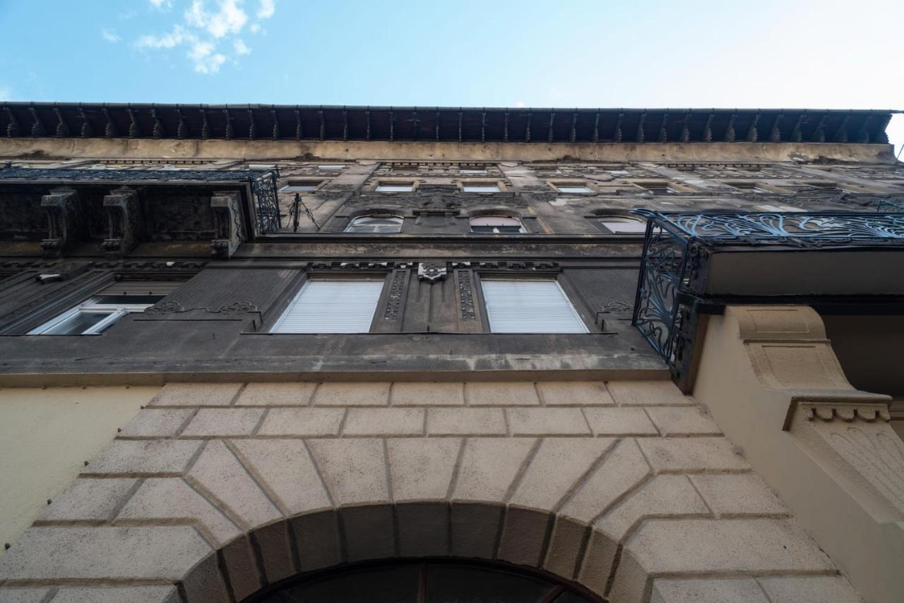Blue Ribbon Apartment Budapest Esterno foto